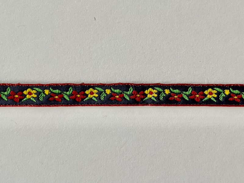 Jacquardbånd blått med blomster 10mm