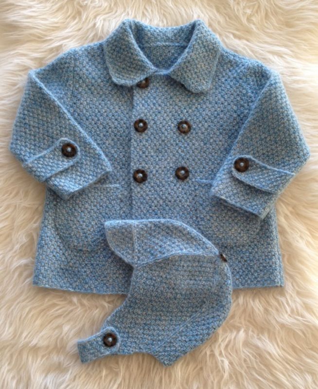 Barnigjen strikkeoppskrift frakk Teodor og hjelmlue Sigurd