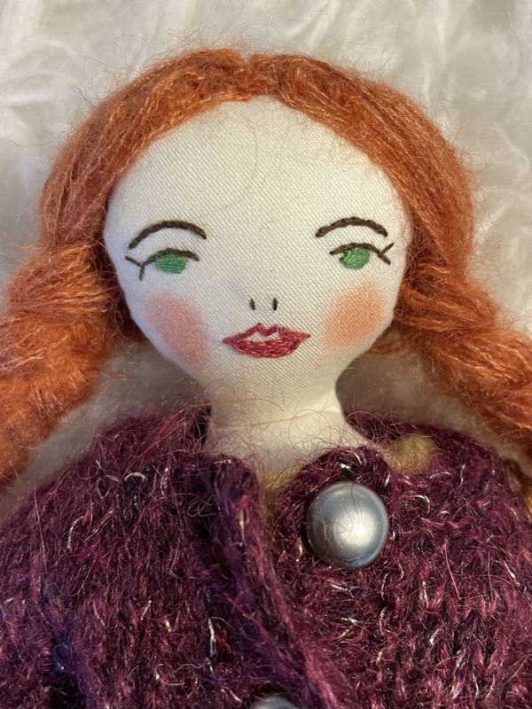 X SOLGT Dukke Viktoria 