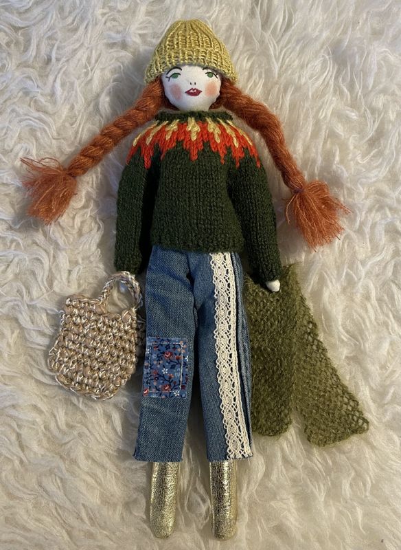 X SOLGT Dukke Viktoria 