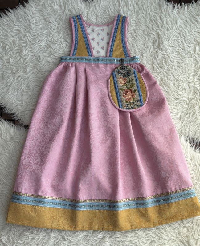 SOLGT Festdrakt Astrid rosa og gul